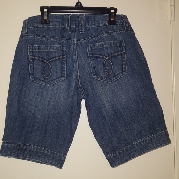 Roxy jean shorts - Picture 2 of 3